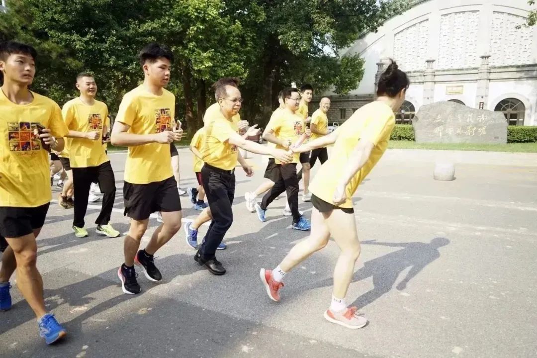c83d8ef0fad04b69a04cd01f5a698960.jpg c83d8ef0fad04b69a04cd01f5a698960.jpg